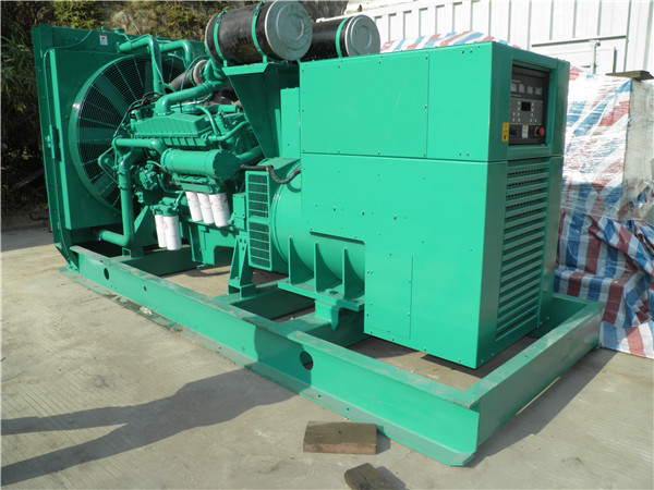 博白出租发电机 发电机组厂家：柴油发电机组的控制屏的作用是什么？