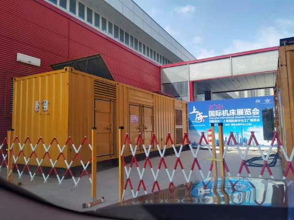 博白发电车出租-发电机无电压或电压太低怎么办？